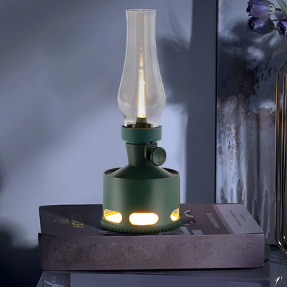 LaternenLeuchten: Vintage-inspirierte LED-Laterne mit warmem, flackerndem Licht