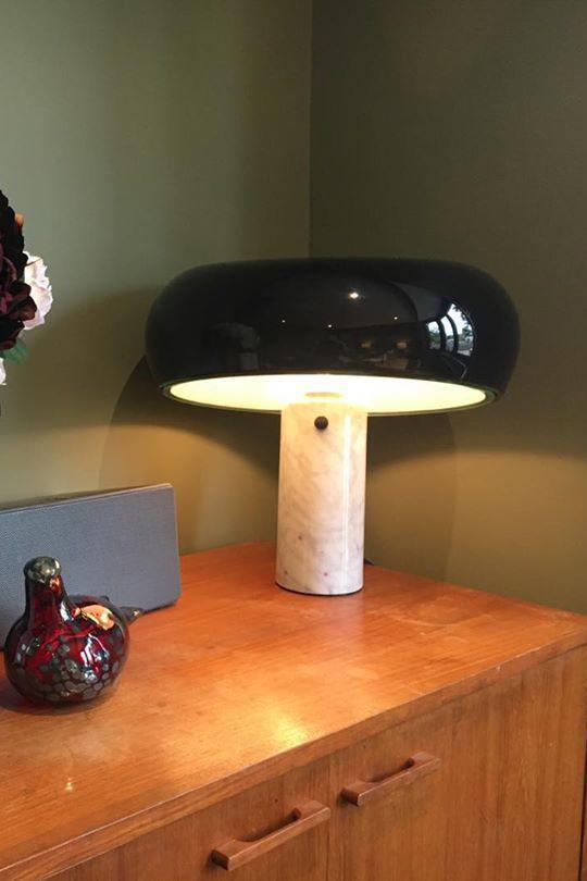 SteinLumina: Tischlampe mit Edlem Marmorsockel
