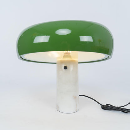 SteinLumina: Tischlampe mit Edlem Marmorsockel