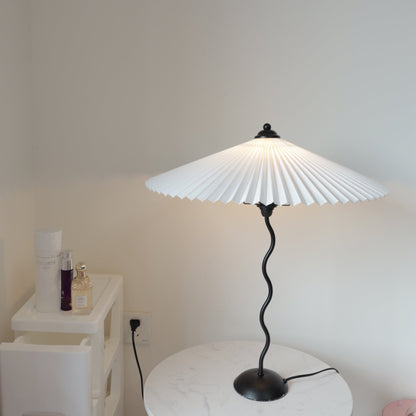 Moderne Gewellte Tischlampe