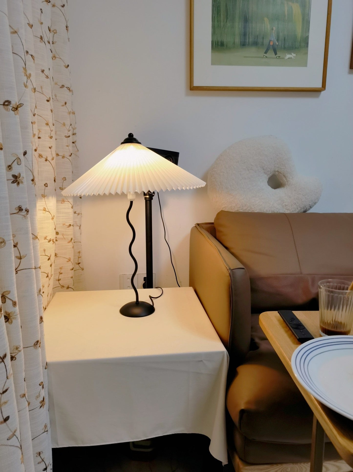 Moderne Gewellte Tischlampe