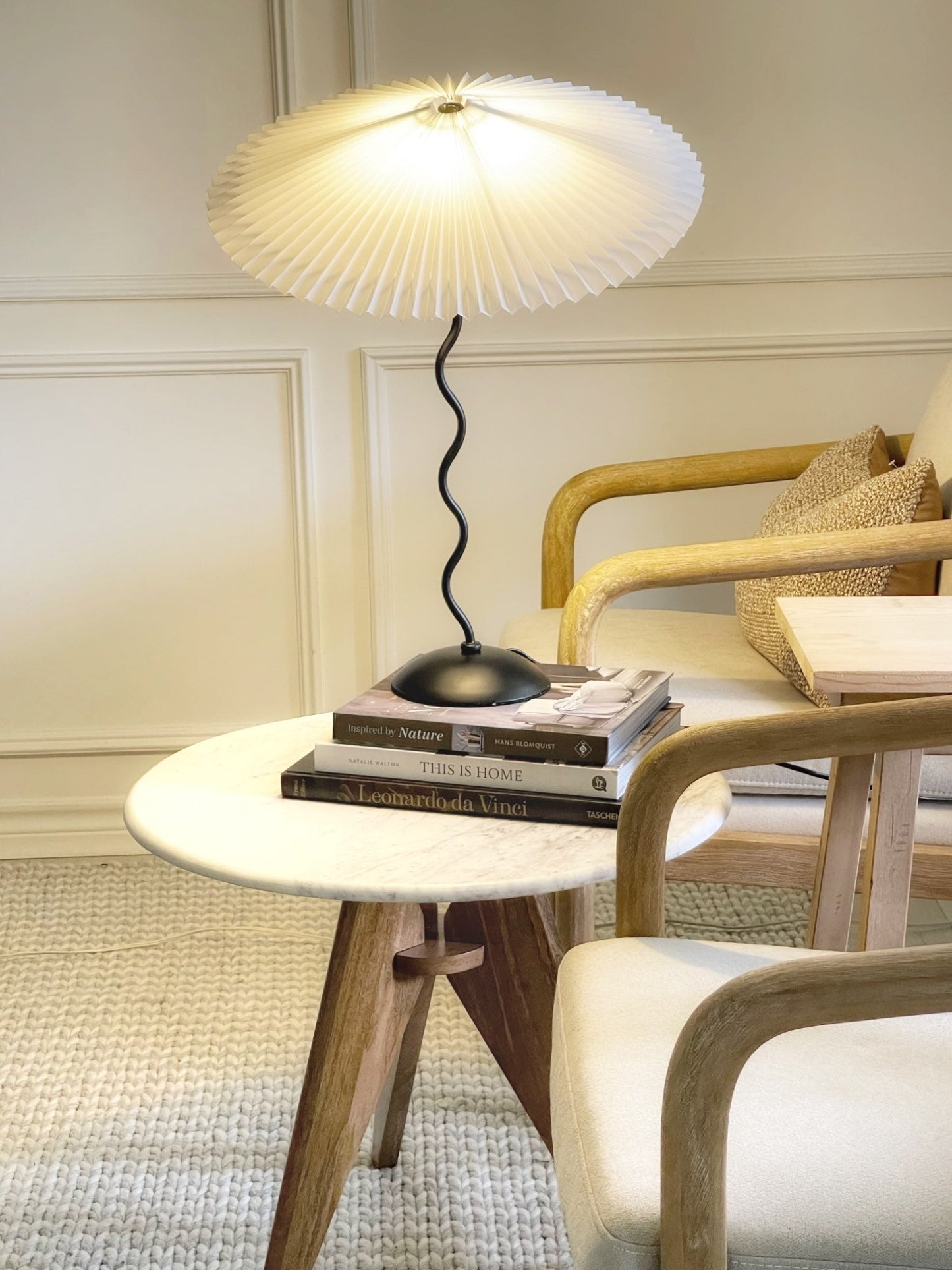 Moderne Gewellte Tischlampe