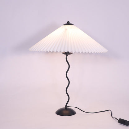 Moderne Gewellte Tischlampe