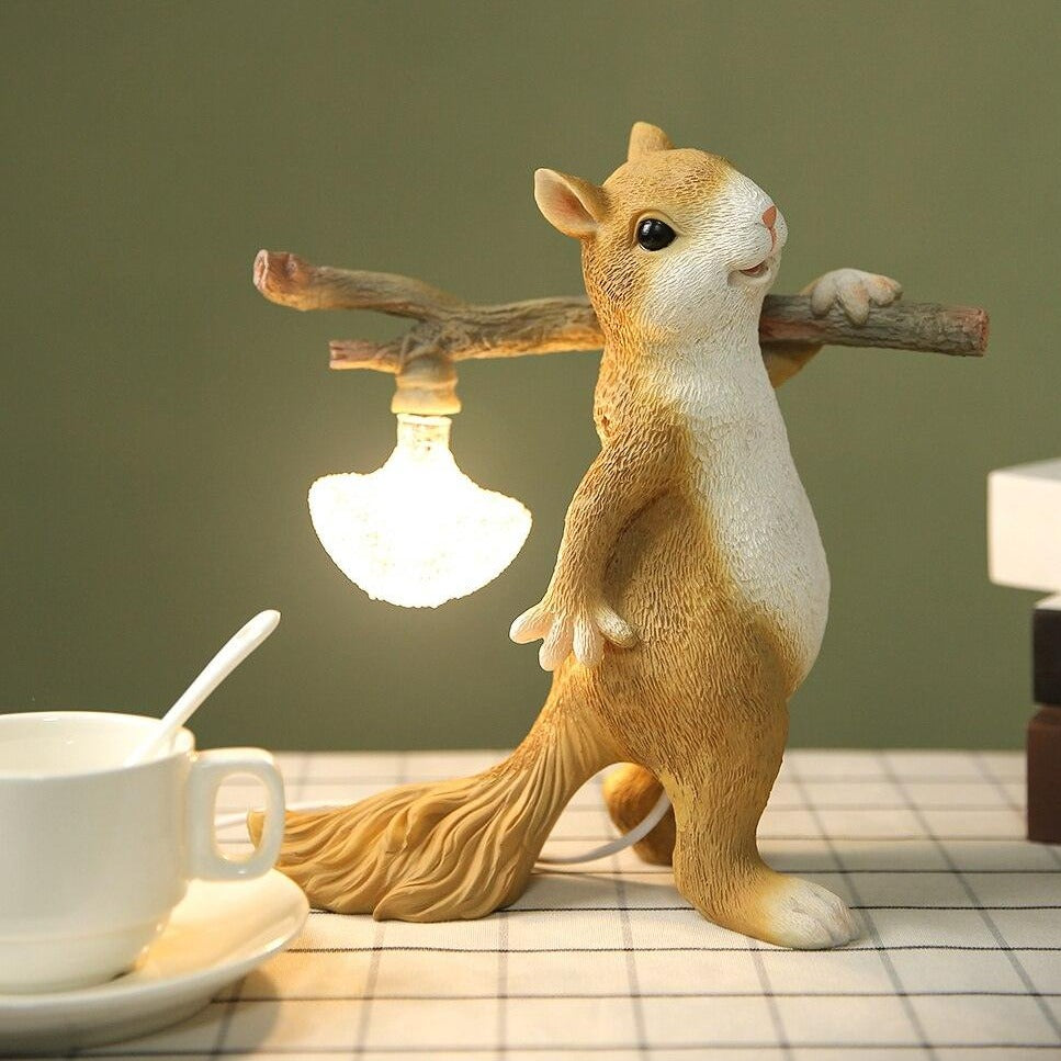 Gemütliche Eichhörnchen Inspirierte Schreibtischlampe