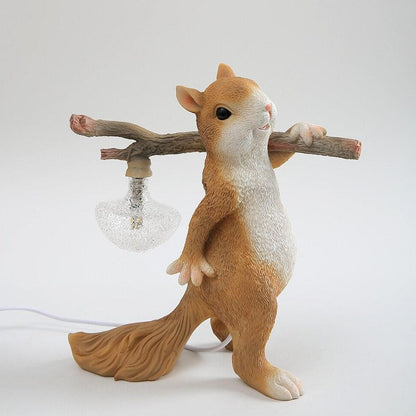 Gemütliche Eichhörnchen Inspirierte Schreibtischlampe