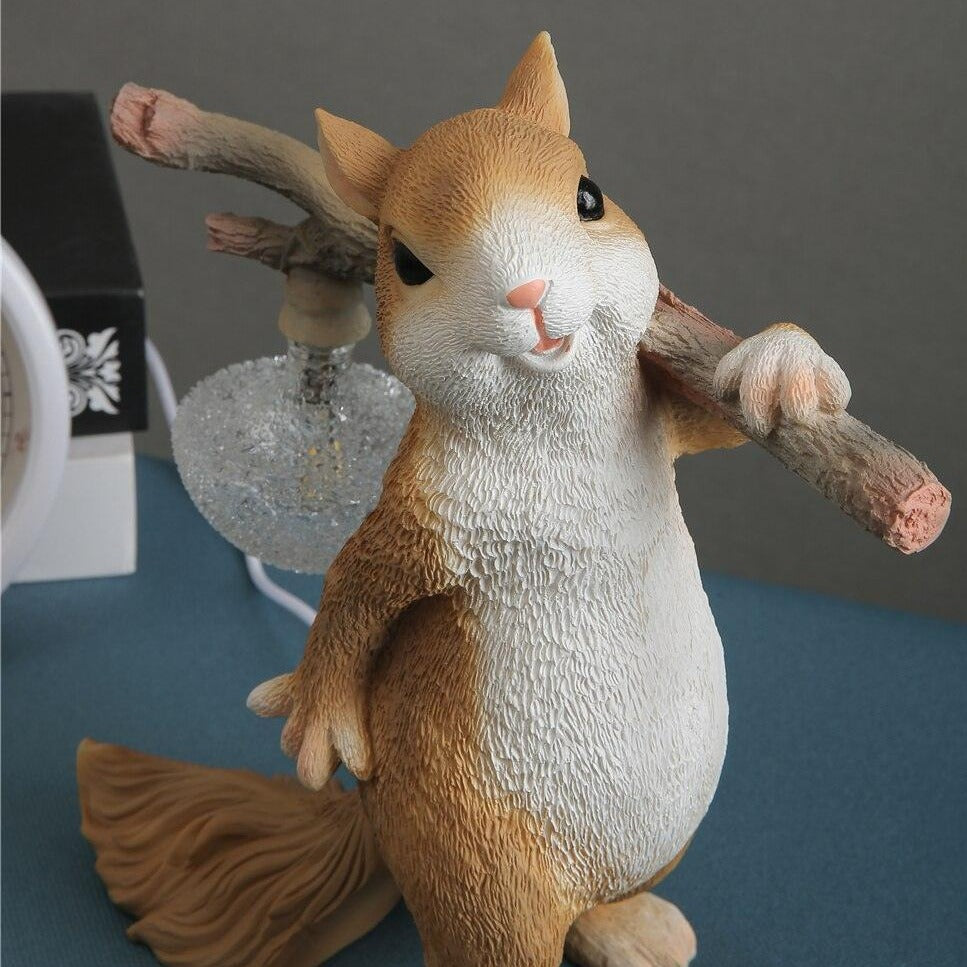 Gemütliche Eichhörnchen Inspirierte Schreibtischlampe