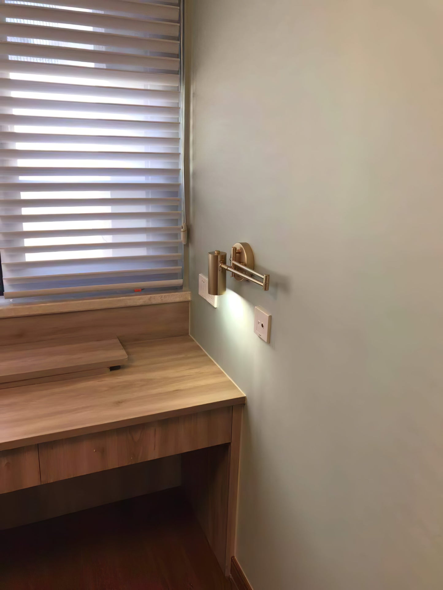Moderne Minimalistische LED Wandleuchte Mit Verstellbarem Arm