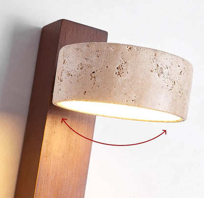 Minimalistische Wandleuchte in Cremeweiß