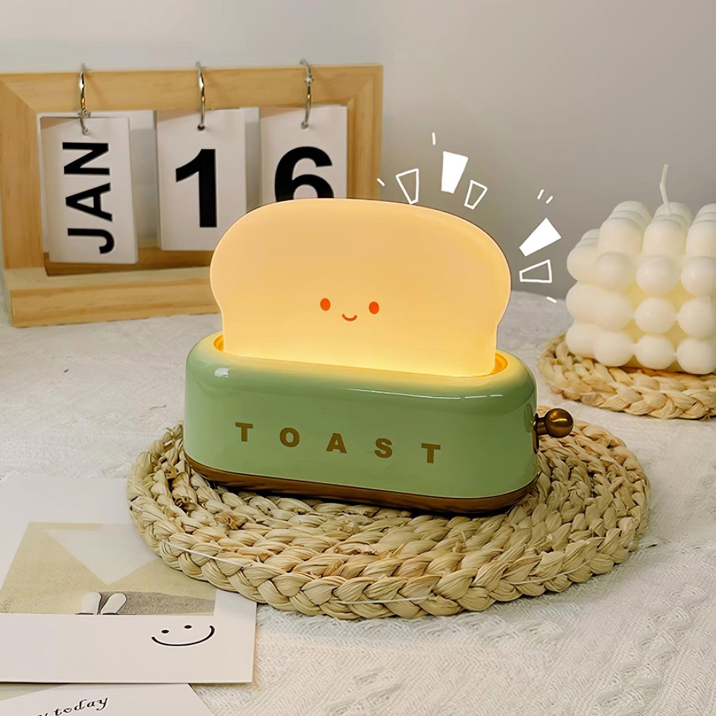 ToastLeuchten: Verspielte Tischlampe im Toaster-Entwurf mit integriertem Akku
