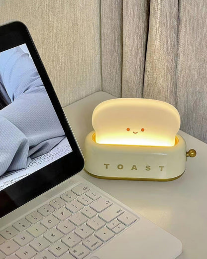 ToastLeuchten: Verspielte Tischlampe im Toaster-Entwurf mit integriertem Akku
