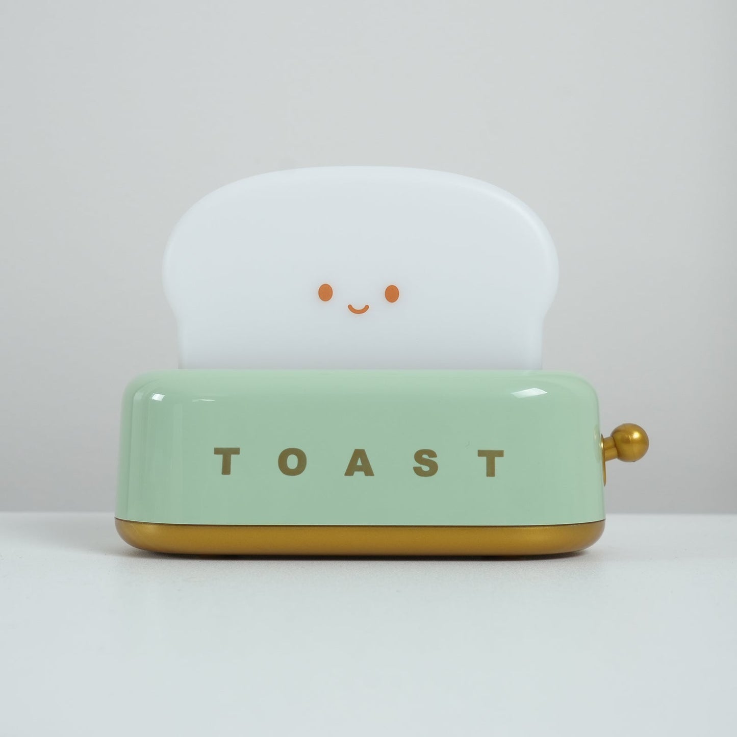 ToastLeuchten: Verspielte Tischlampe im Toaster-Entwurf mit integriertem Akku