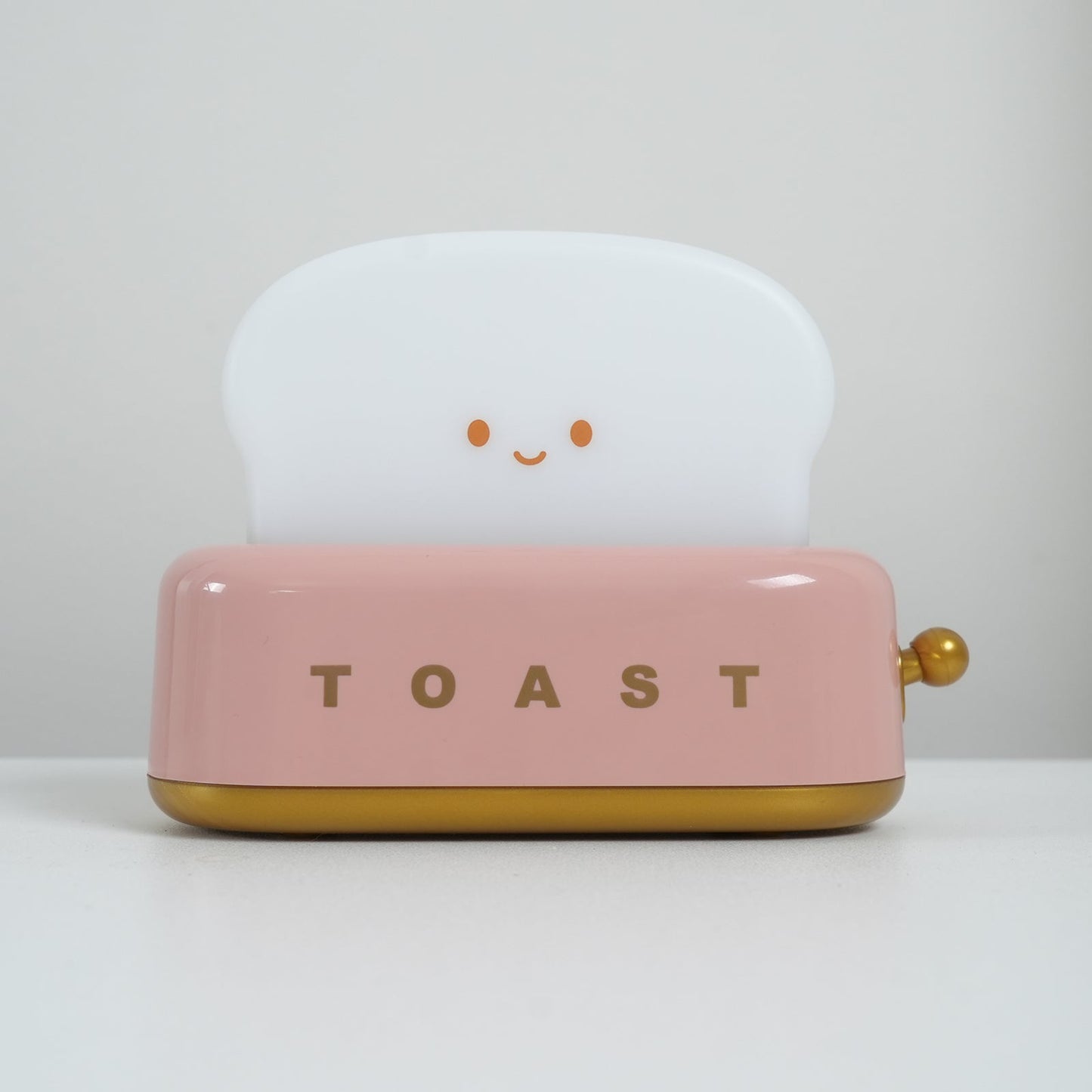ToastLeuchten: Verspielte Tischlampe im Toaster-Entwurf mit integriertem Akku