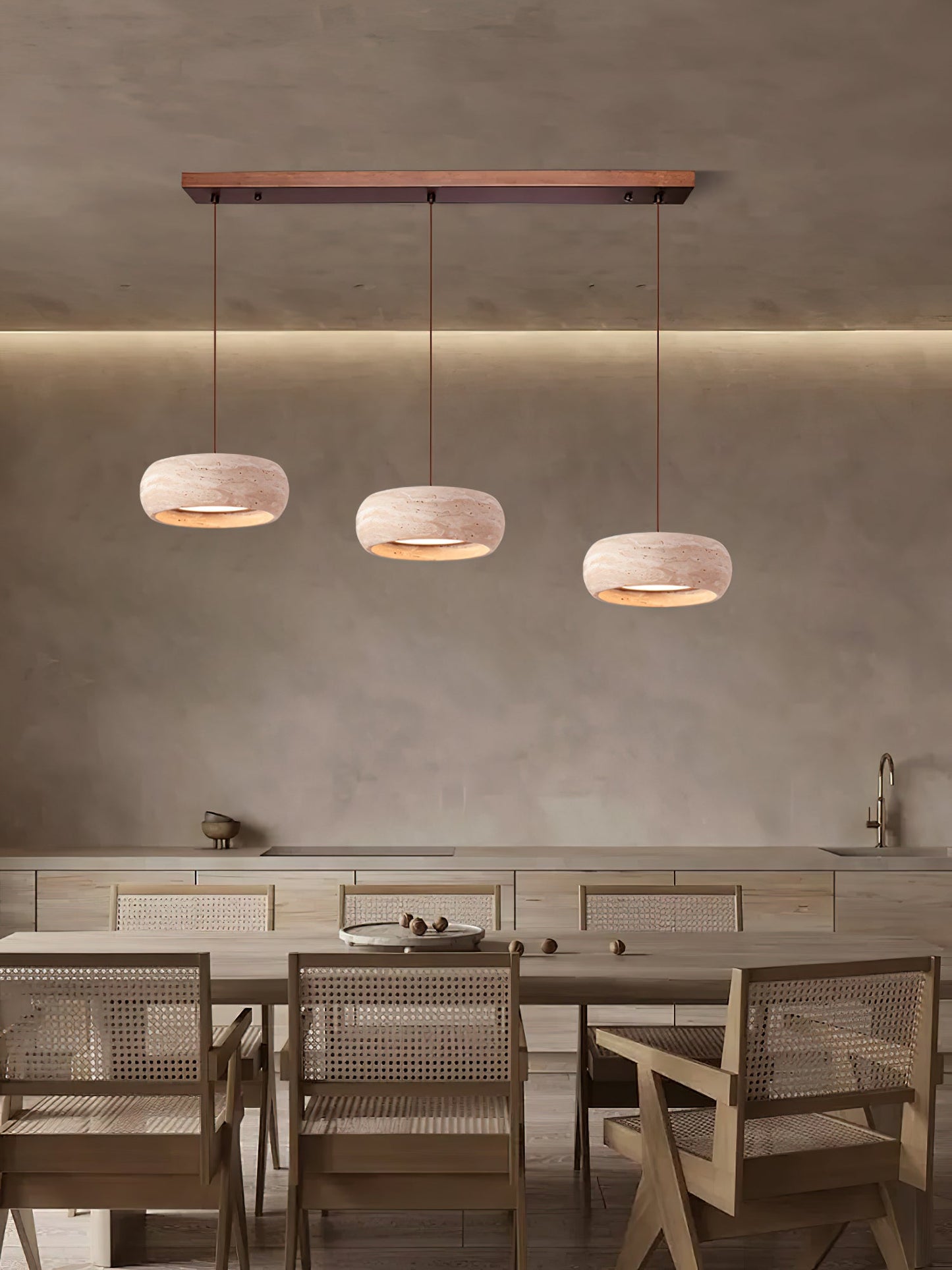 Skulpturale LED Pendelleuchte Im Ringdesign