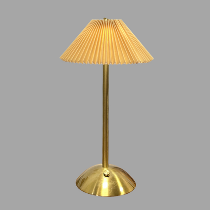 NordlichtSchein: Schnurlose Tischlampe mit natürlichem Charme