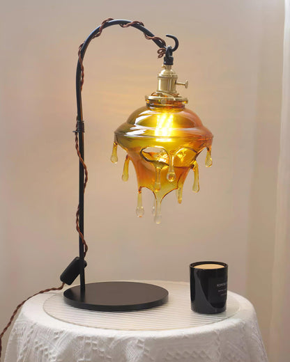 Moderne Minimalistische Tischlampe In Wassertropfenform
