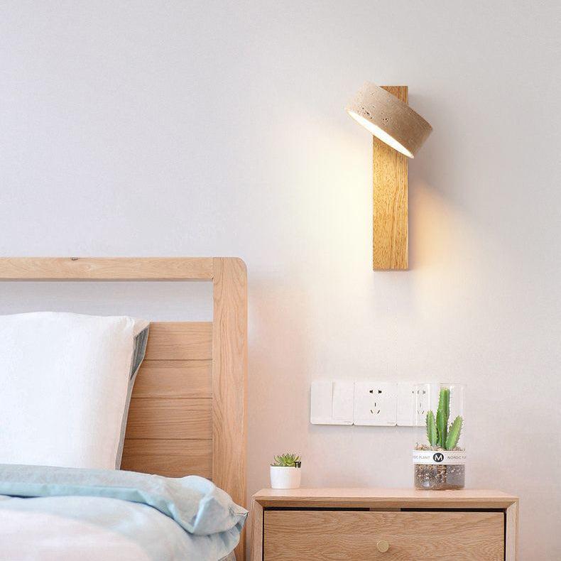 Minimalistische Wandleuchte in Cremeweiß