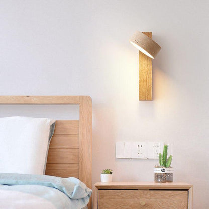 Minimalistische Wandleuchte in Cremeweiß