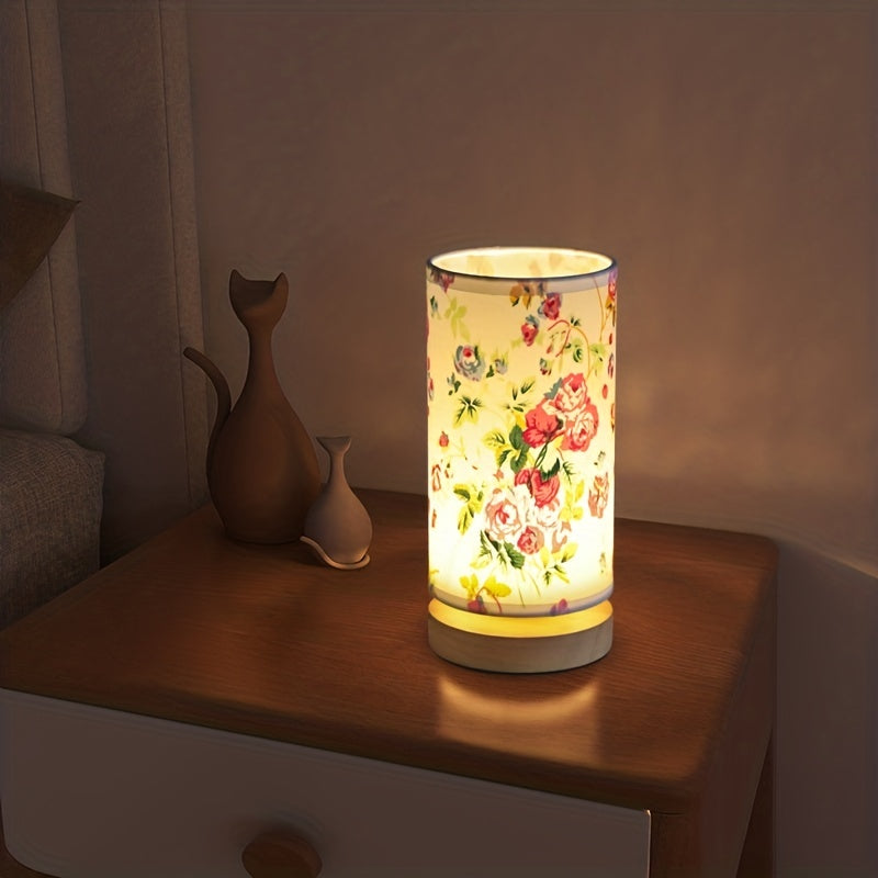 Minimalistische Nachttischlampe aus Holz