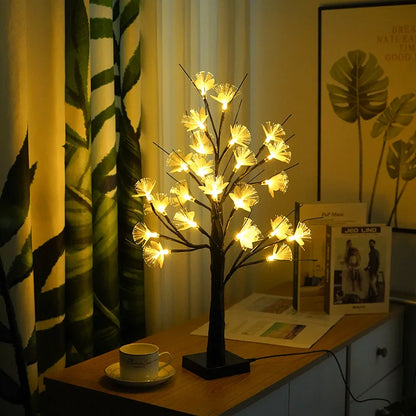 BlütenBirke: Elegante Leuchtbaum-Lampe mit faseroptischen Blüten