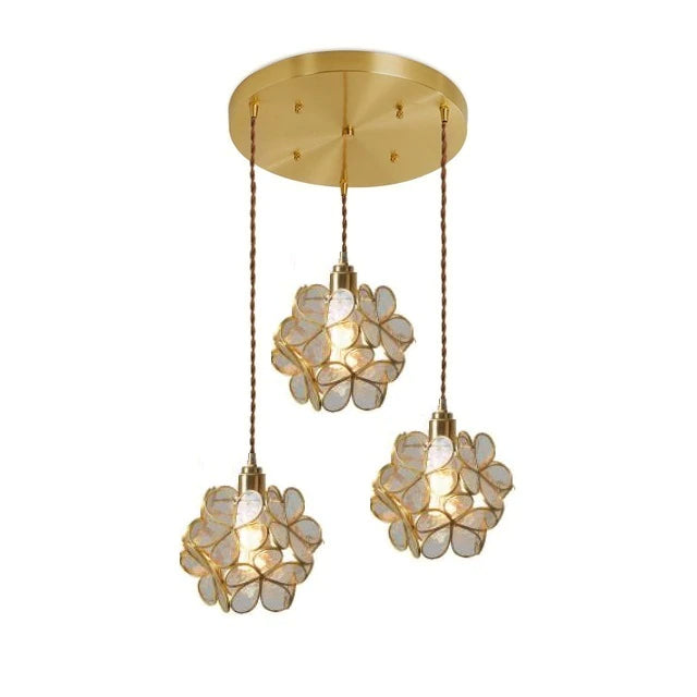 Petal-Glühe: Elegante Pendelleuchte mit blütenförmigen Glaselementen