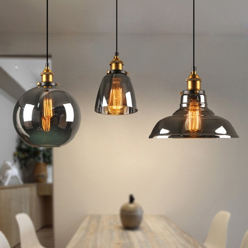 VetroAntike: Pendelleuchte mit nostalgischem Glasdesign für stimmungsvolle Beleuchtung