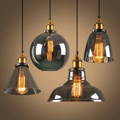VetroAntike: Pendelleuchte mit nostalgischem Glasdesign für stimmungsvolle Beleuchtung