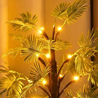 PalmenGlanz: Strahlende LED-Lichter in Palmenblatt-Optik
