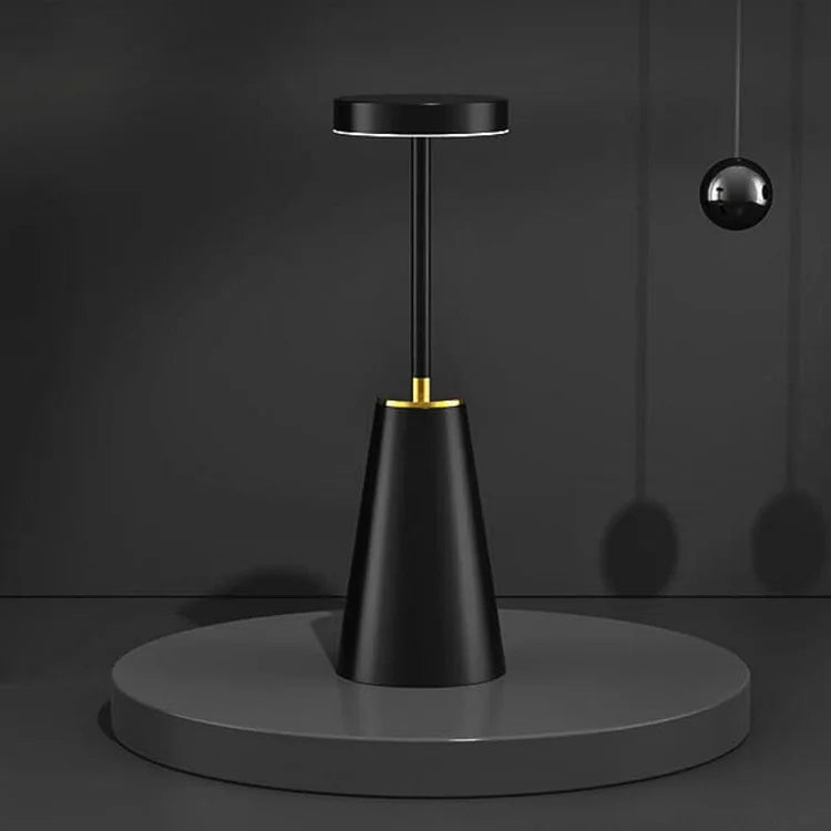 FlexisBogen: LED-Tischlampe mit Anpassbarem Lichtbogen