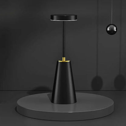 FlexisBogen: LED-Tischlampe mit Anpassbarem Lichtbogen