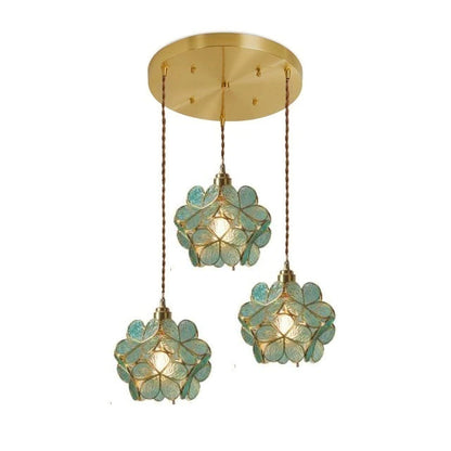 Petal-Glühe: Elegante Pendelleuchte mit blütenförmigen Glaselementen