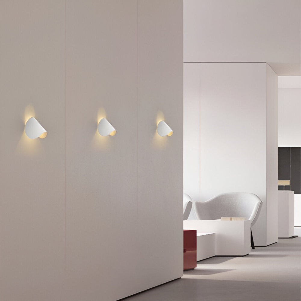 Moderne Schwenkbare Wandleuchte Im Italienischen Stil