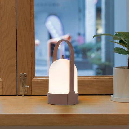 Moderne, wiederaufladbare LED-Laterne