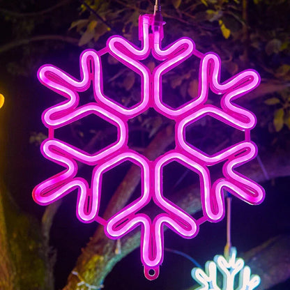 SchneeLicht: Wasserdichte LED-Leuchte mit Schneeflocken-Effekt für festliche Beleuchtung