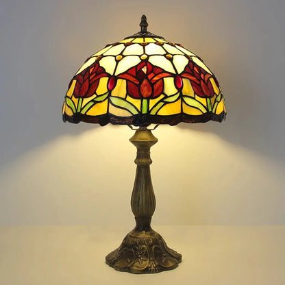 Tischleuchte mit LED-Beleuchtung im Antik-Stil