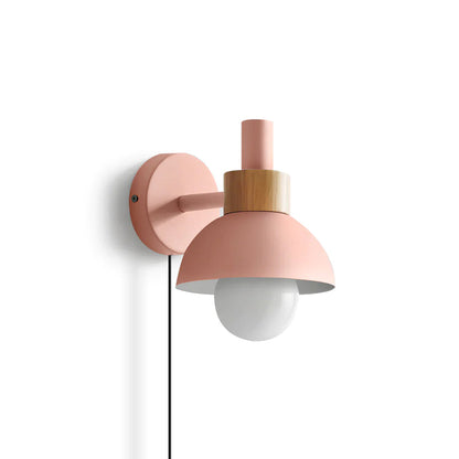Verstellbare Wandleuchte mit Stecker