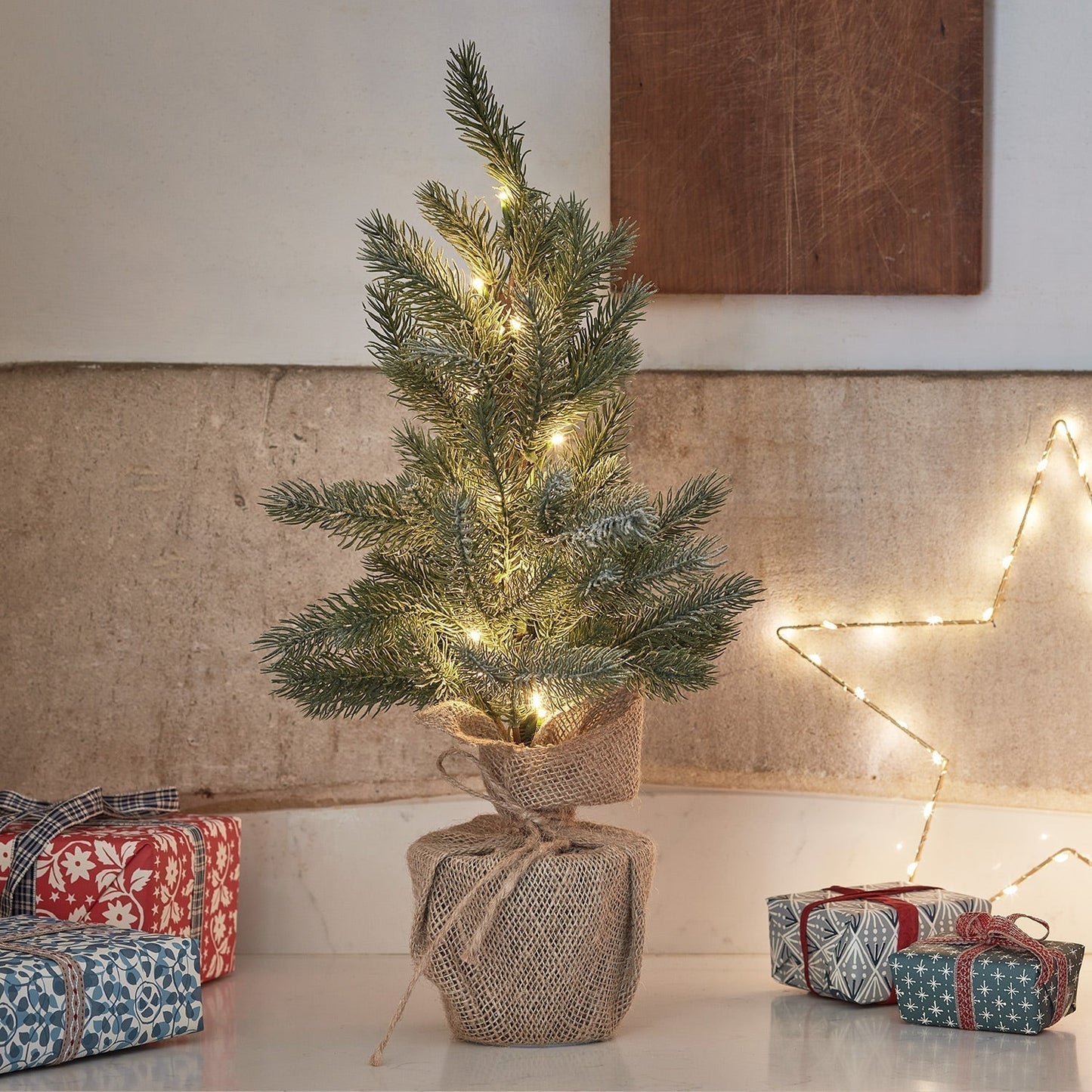 Tisch-Weihnachts Baum Mit Lichtern