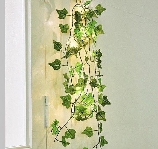 Beleuchtete Efeuranke für stimmungsvolle Dekoration