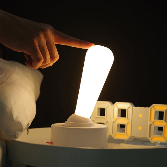 RetroHebel: Tischlampe mit klassischem Schalter und nostalgischem Flair