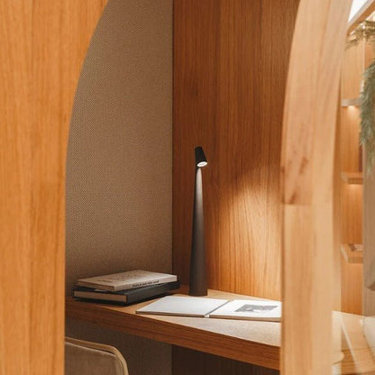 LumaAusblick: Wiederaufladbare Tischleuchte mit sanftem Licht