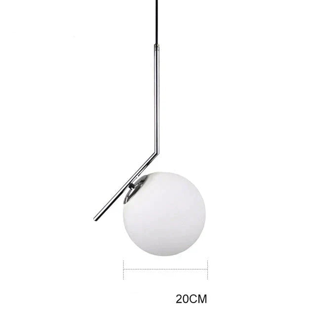 Moderne Pendelleuchte mit Glaskugel