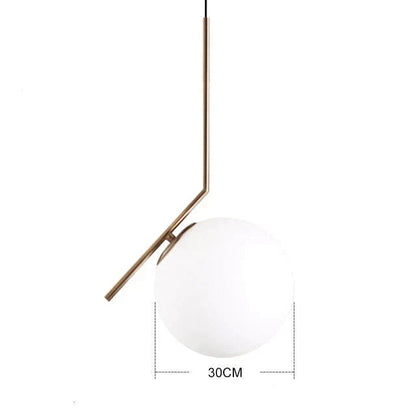Moderne Pendelleuchte mit Glaskugel
