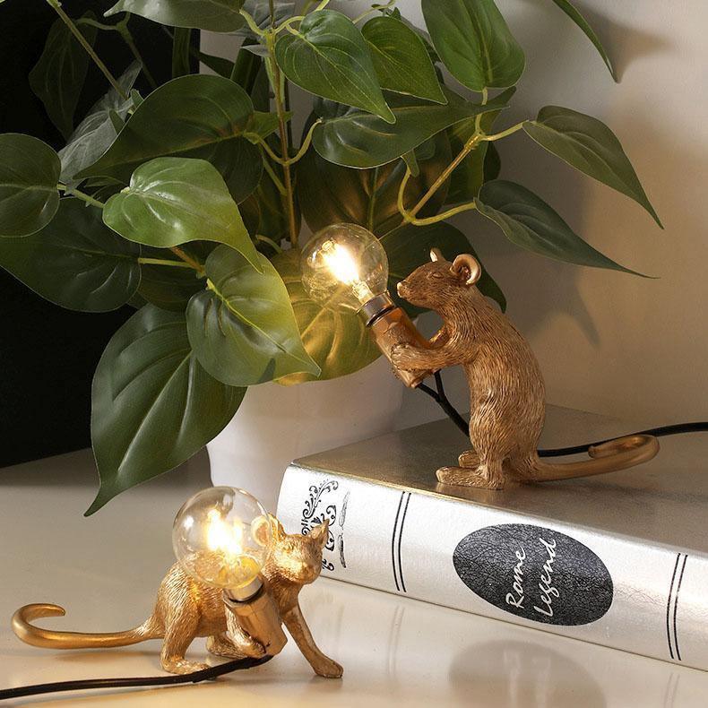 LED-Tischleuchte in Mausform