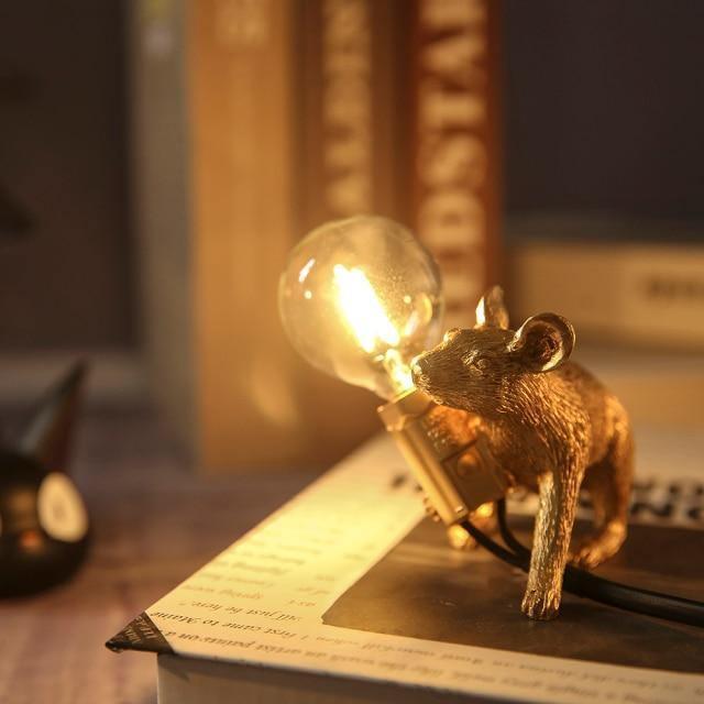 LED-Tischleuchte in Mausform