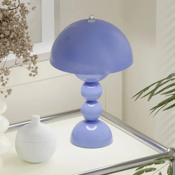 FloraSchimmern: Blüteninspirierte Tragbare Tischlampe mit Sanftem Farbschimmer