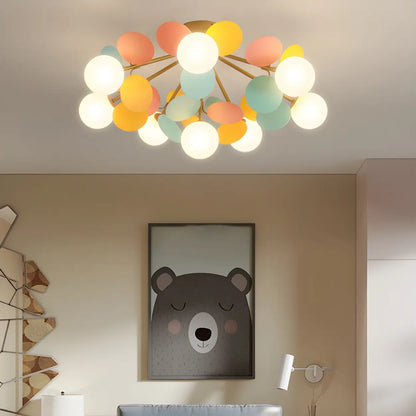 Moderne LED-Deckenleuchte in Kugelform