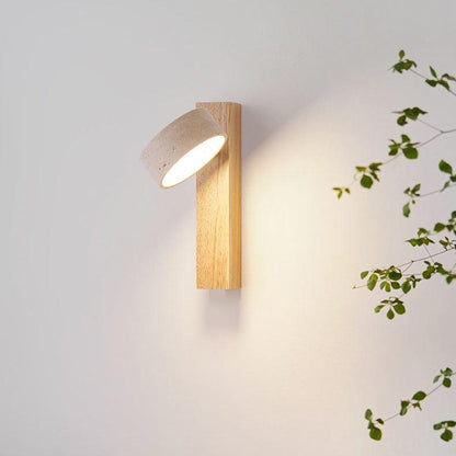 Minimalistische Wandleuchte in Cremeweiß