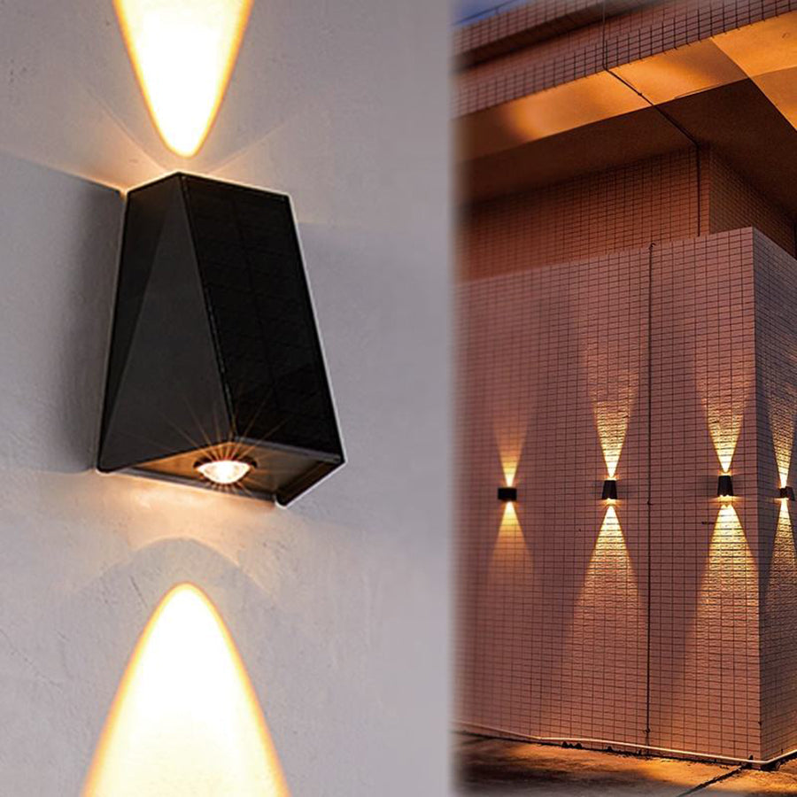 SolarWand: Moderne LED Wandleuchte mit Solarbetrieb