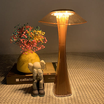 KristallBlüte: Kristallförmige LED Tischlampe