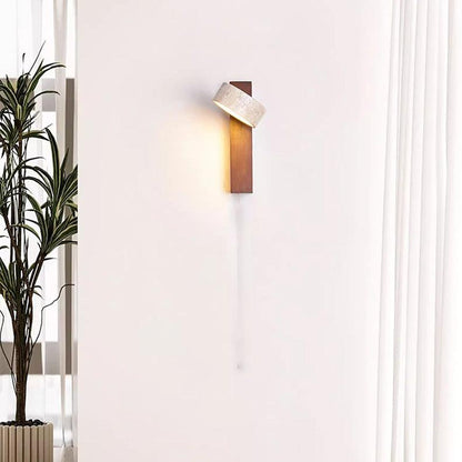 Minimalistische Wandleuchte in Cremeweiß